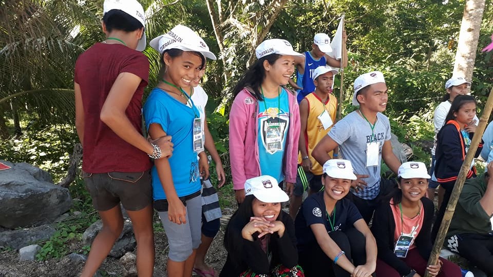 tjaeralincapser-pa-ungdomsleir-pa-filipinene